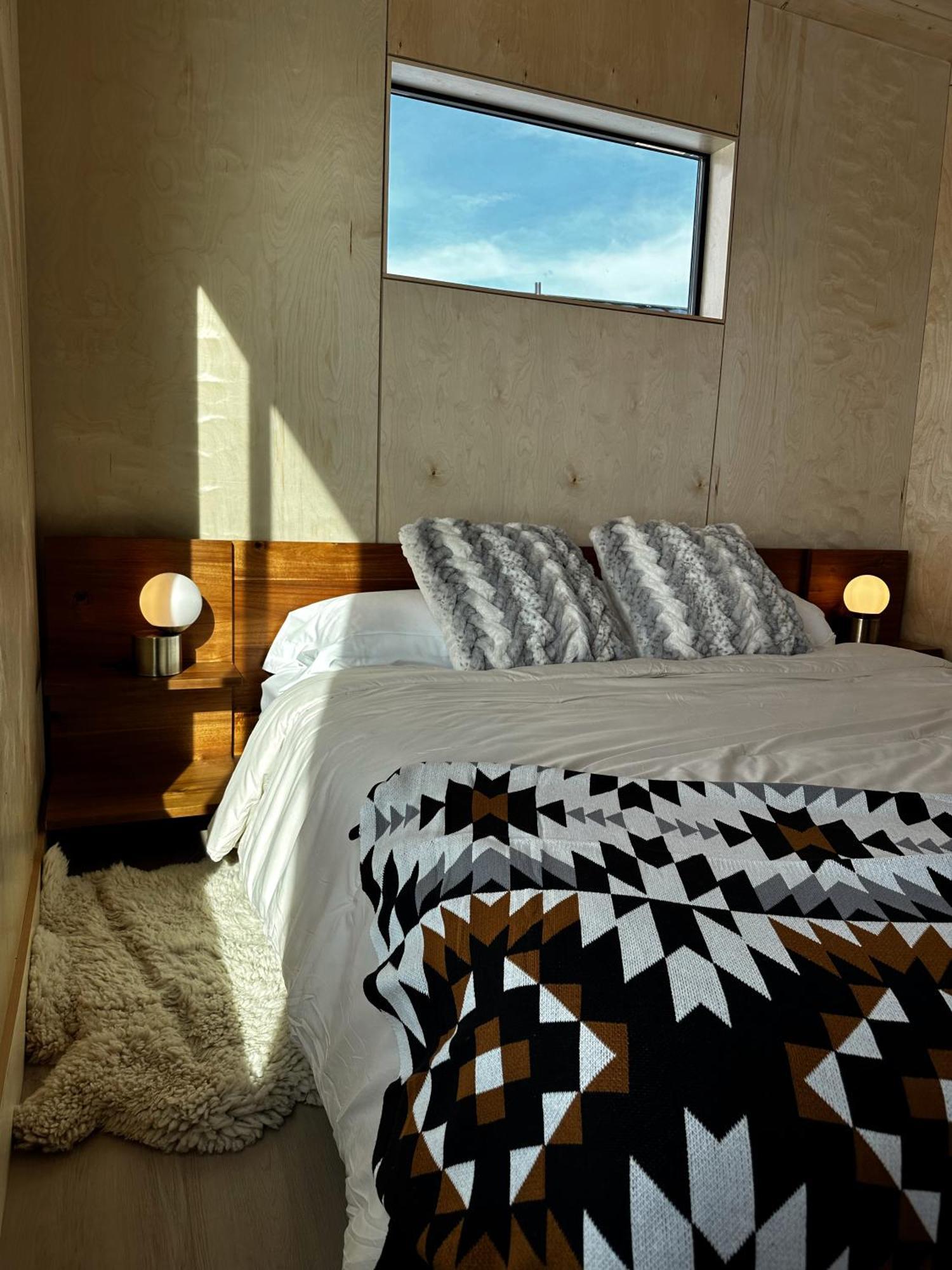 Yellowstone Peaks Hotel Island Park Extérieur photo